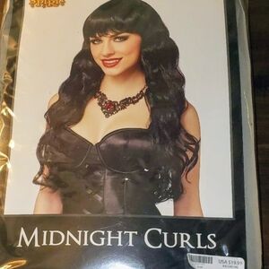 New Spirit Midnight Curls Black Costume Wig With Bangs Vampire Vixen Cosplay